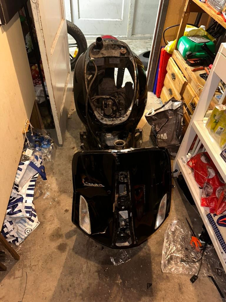 Vespa sprint frame met blok, Ophalen of Verzenden, Gebruikt