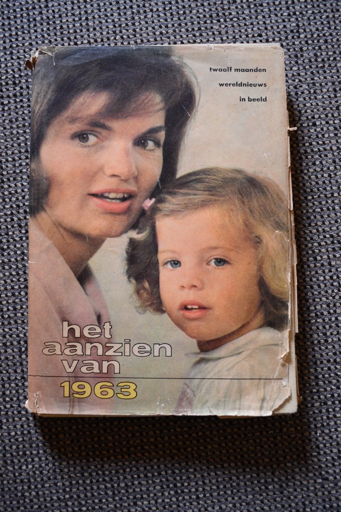 Het Aanzien van verschillende jaargangen, Boeken, Geschiedenis | Wereld, Overige gebieden, Ophalen, 20e eeuw of later, Gelezen
