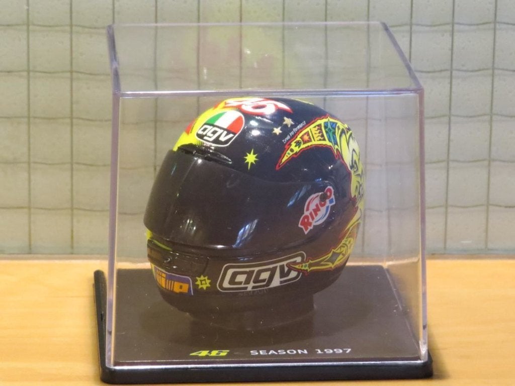 Valentino Rossi AGV helmet 1997 1:5, Barcelone, Serviceclientele@altaya.be, Overige typen, Nieuw