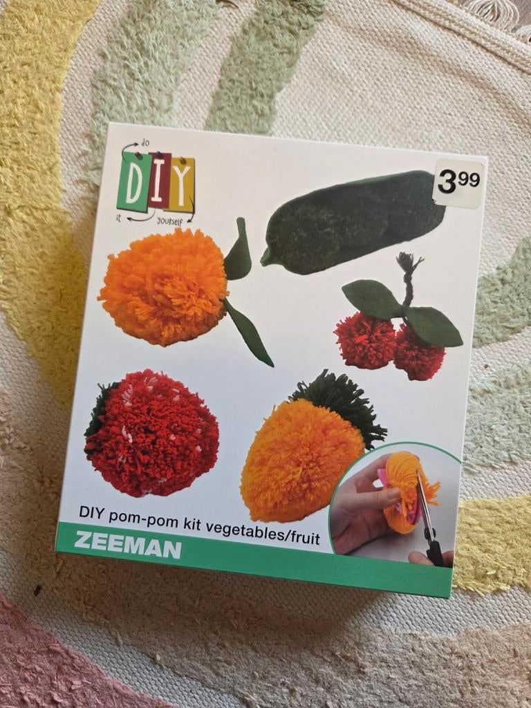 Nieuw: do it yourself diy fruit groente maken met garen pom, Overige thema's, Textiel, Nieuw, Ophalen of Verzenden