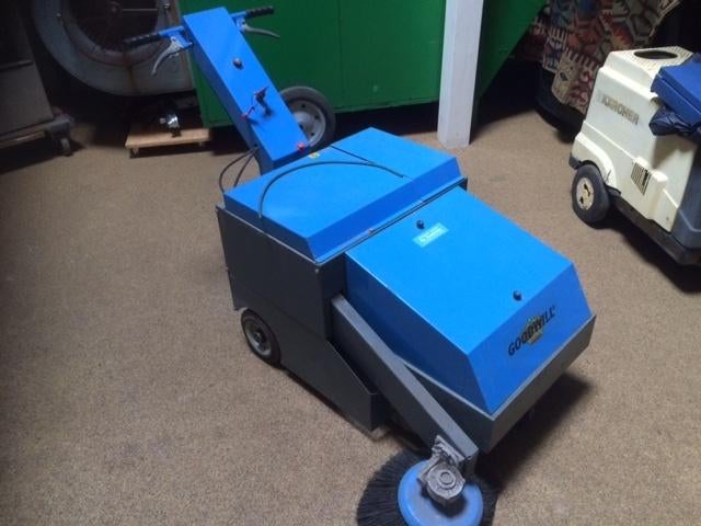 Isal veegmachine, Tuin en Terras, Veegmachines, Gebruikt, Ophalen