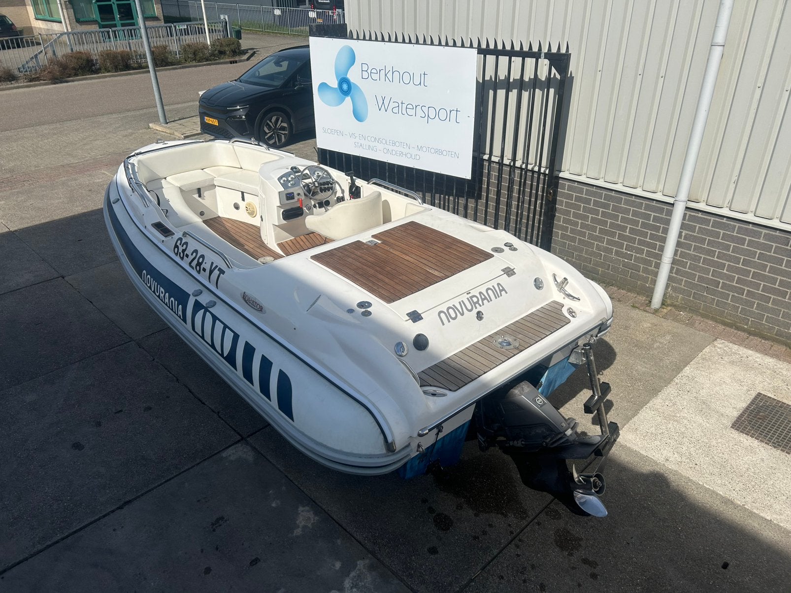 Tekoop: novurania equator 540 yacht tender. 190pk volvopenta, Watersport en Boten, Ophalen, Gebruikt, Binnenboordmotor, 190 pk