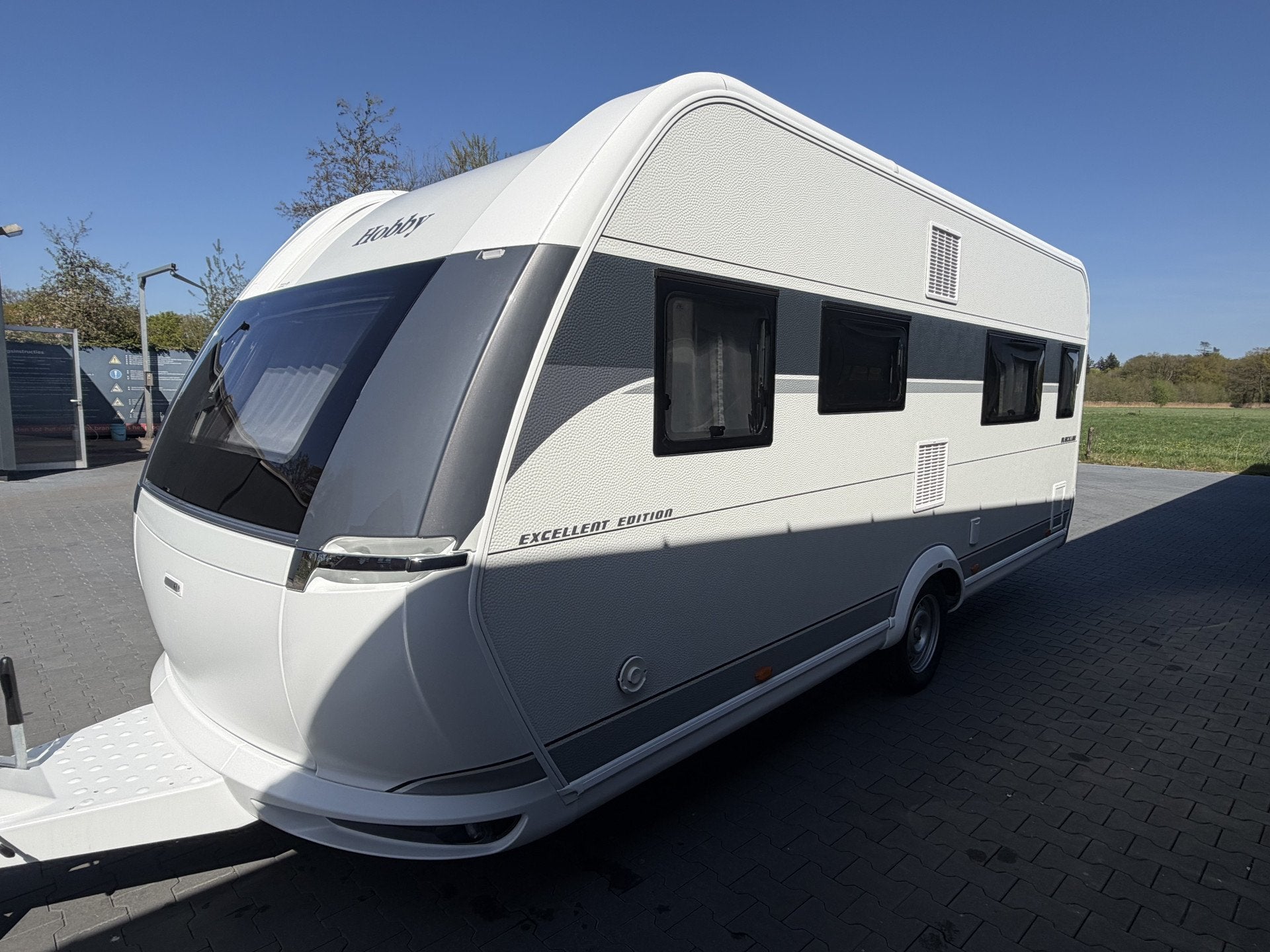 Hobby 540 WLU Excellent Edition Enkele bedden (09-2025) –, Caravans en Kamperen, Caravans, Ringverwarming, Hobby, 7 tot 8 meter