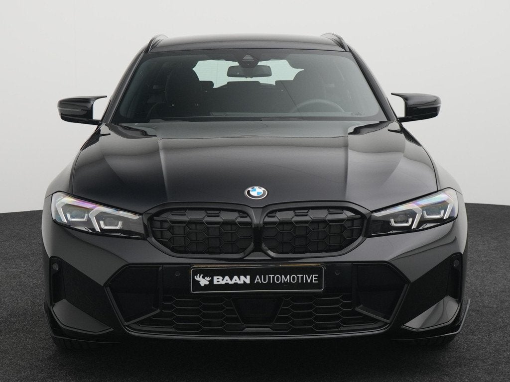 BMW 3 Serie Touring 330i xDrive M-Sport | M-Performance Pack, Auto's, BMW, Automaat, 1998 cc, Zwart, 4 cilinders