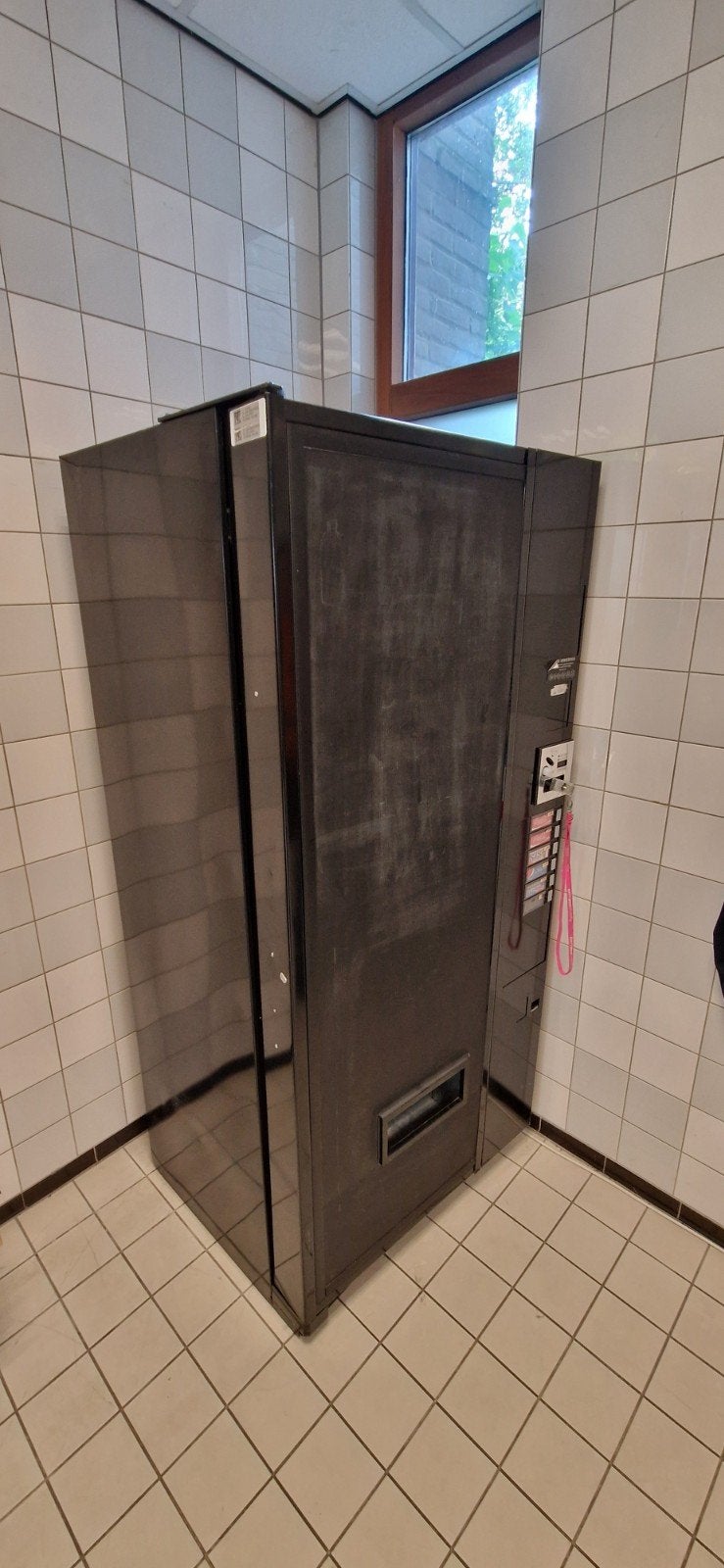 Blikjesautomaat, Ophalen, Gebruikt