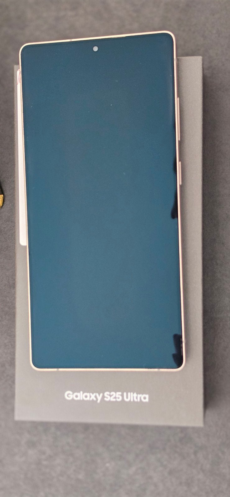 Samsung Galaxy S25 Ultra 256GB Zwart - Zo goed als nieuw