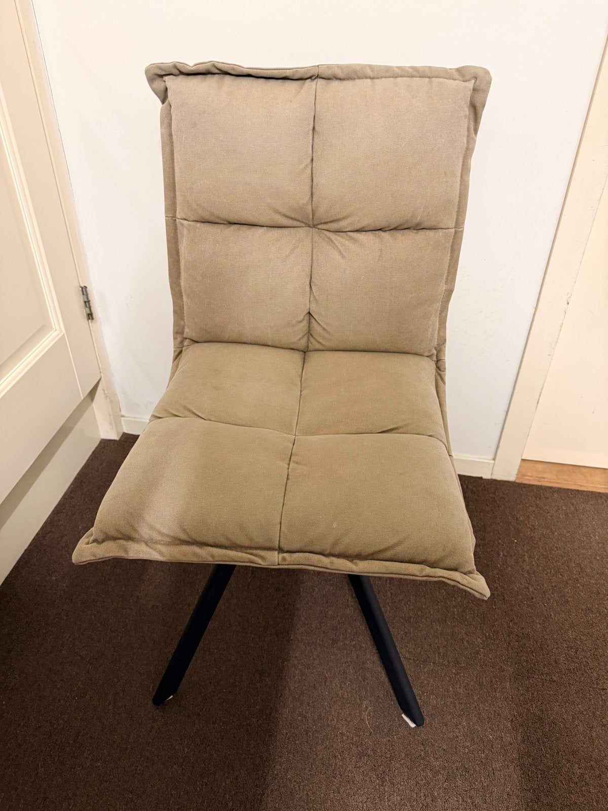 2 stoelen met stoffen bekleding en metalen poten, Huis en Inrichting, Ophalen, Gebruikt, Metaal, Twee