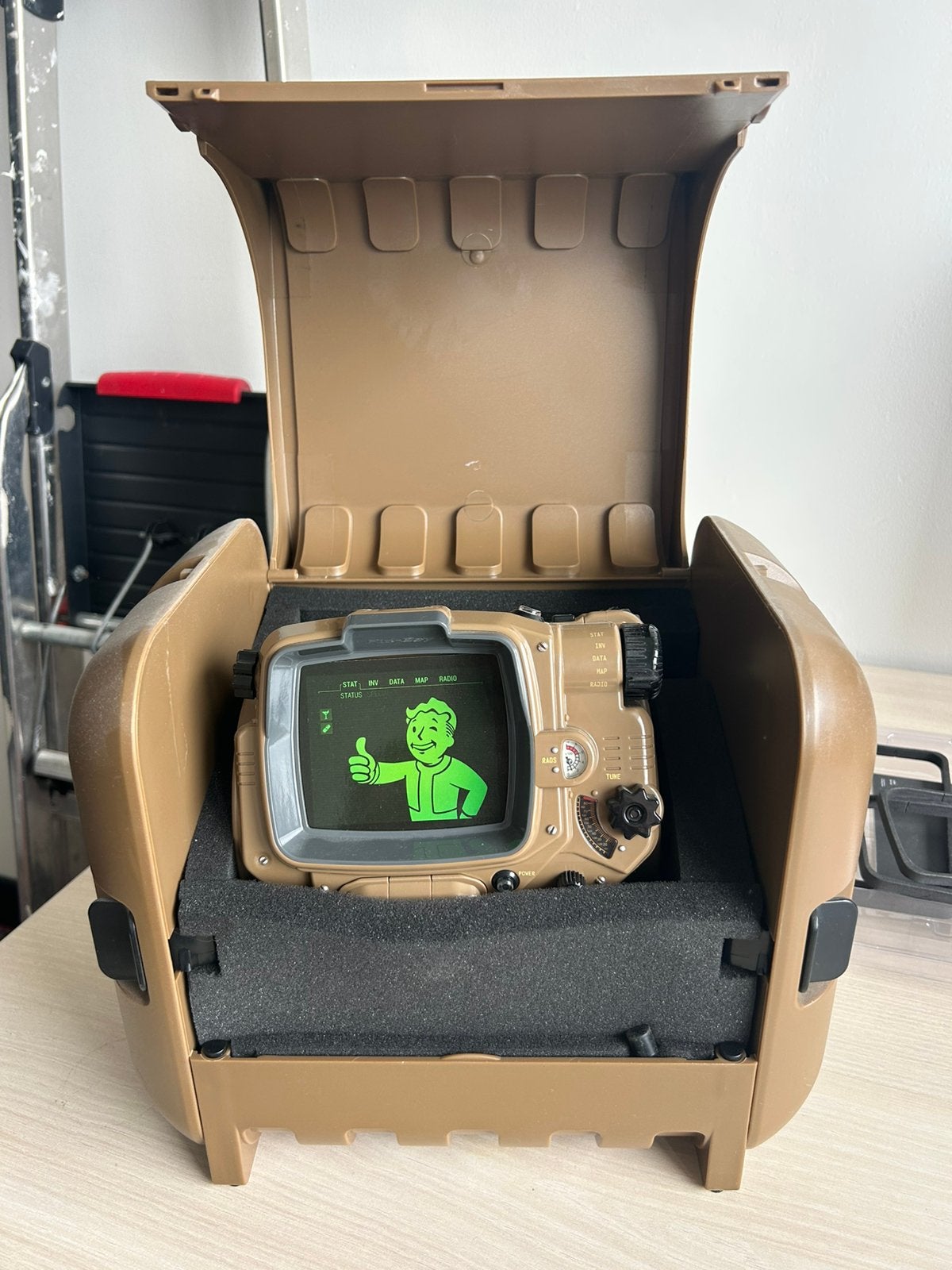 Fallout 4 Pip-boy Edition Xbox One, Avontuur en Actie, Vanaf 18 jaar, Verzenden, 1 speler