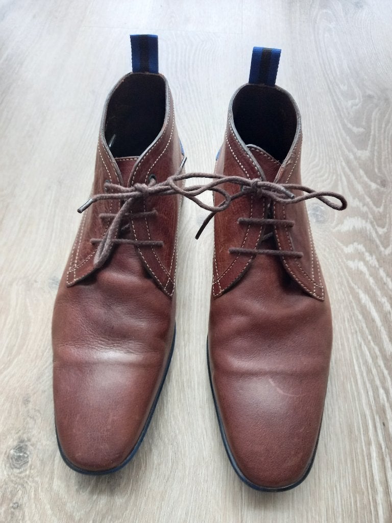 Herenschoenen van Floris van Bommel maat 9 (43⅓), Ophalen of Verzenden, Zo goed als nieuw, Bruin