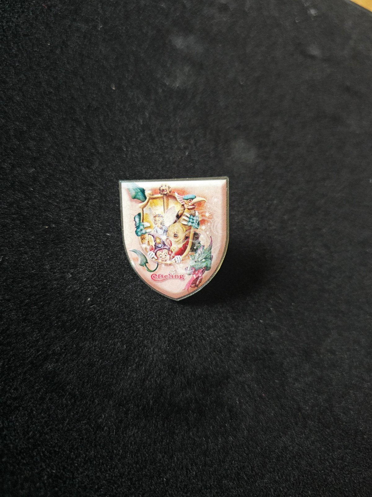 Efteling abonnementhouders pin 2004, Verzamelen, Efteling, Ophalen of Verzenden, Nieuw, Button of Speldje
