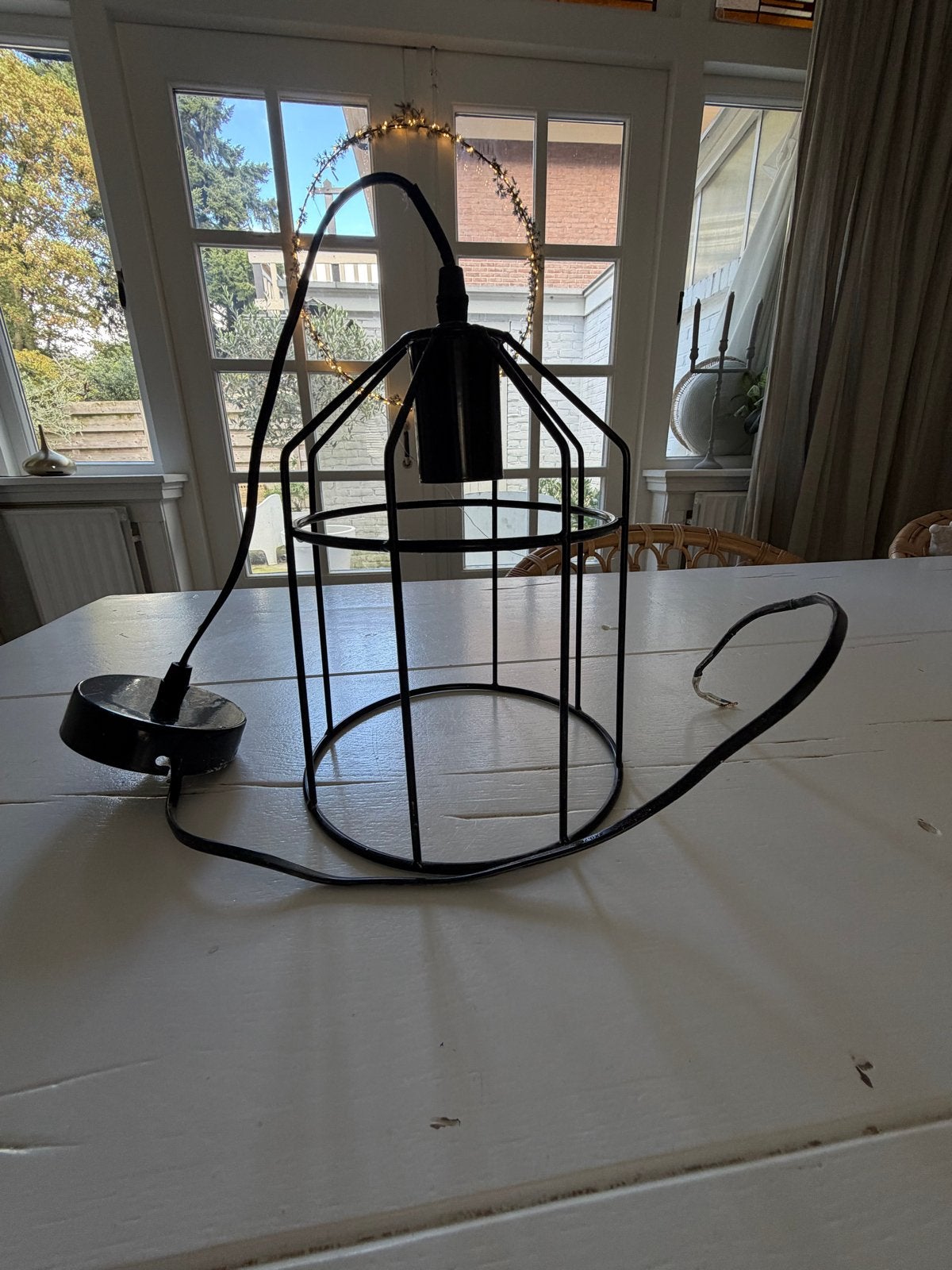 Zwarte metalen draadlamp - Industriële hanglamp, Ophalen of Verzenden, Gebruikt, Metaal, E27 (groot)