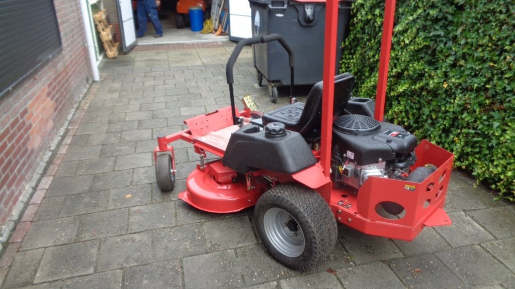 opruiming overjarige grasmower zero turn 22 pk bs 2 cilinder, Ophalen, Elektrische starter, Nieuw, Grasmower