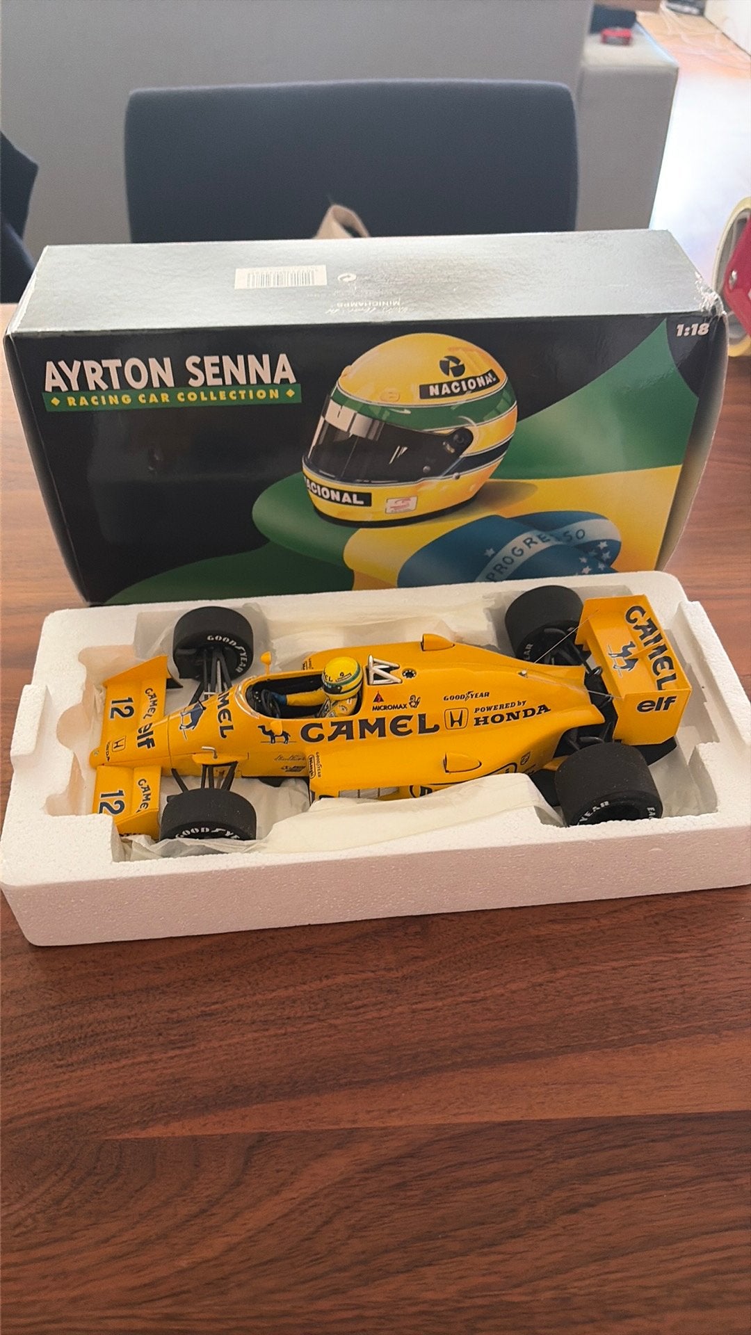 Ayrton Senna Racing Car Collection 1:18 1987 Lotus Honda 99T, Ophalen of Verzenden, Zo goed als nieuw, Overige merken