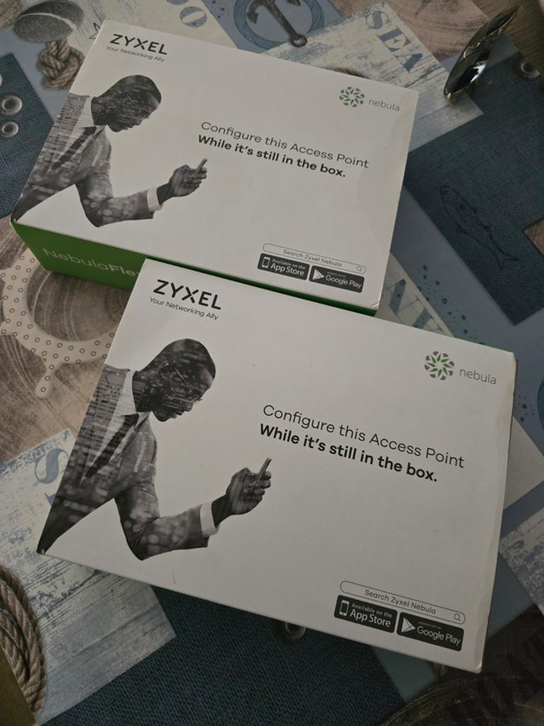 Twee Zyxel NWA1123ACv3 Access Point - Nieuw in doos, Computers en Software, Accesspoints, Nieuw, Ophalen of Verzenden