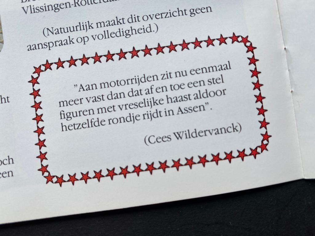 Folders / brochures uit de jaren 80 over de motorfiets., Ophalen of Verzenden, Overige merken