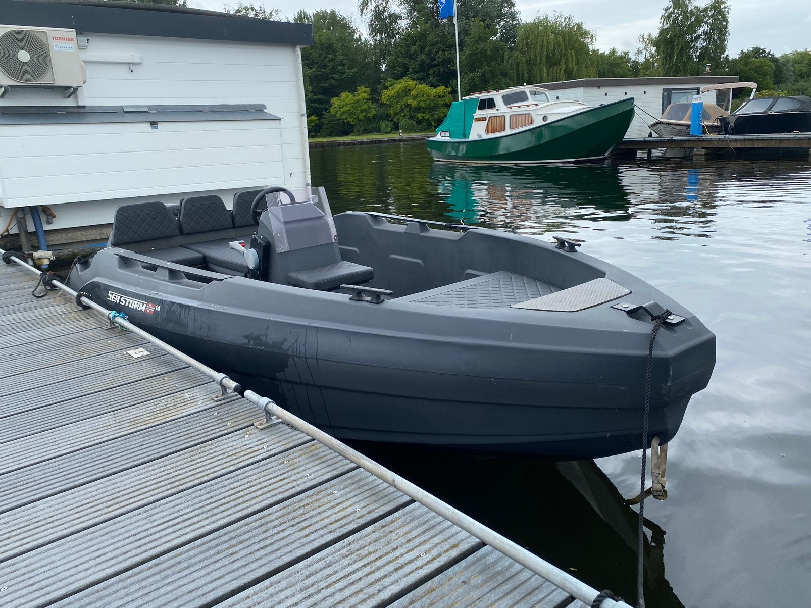 Console Boot met 15pk moter en stuurbekrachtiging, Ophalen, Kunststof, 15 pk, Zo goed als nieuw