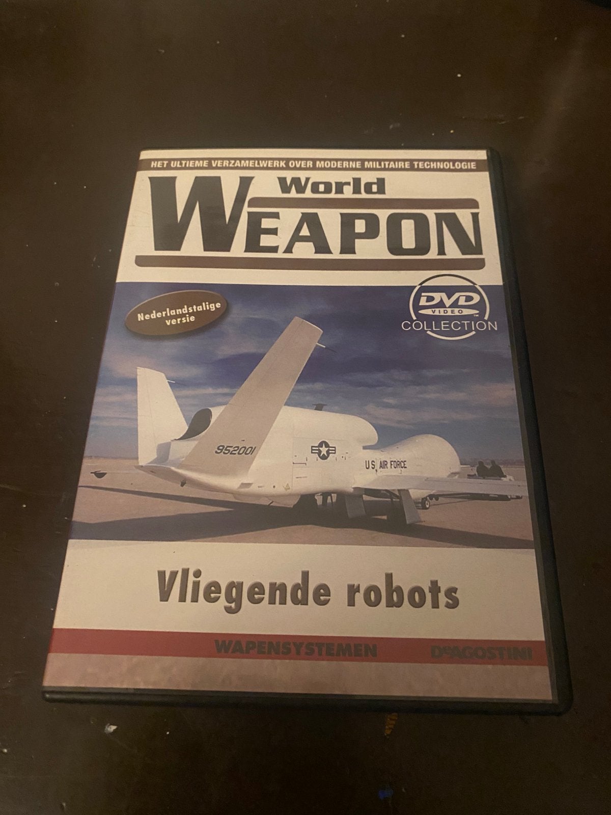 World Weapon (19) - Vliegende Robots (Discovery), Alle leeftijden, Ophalen of Verzenden, Zo goed als nieuw, Natuur