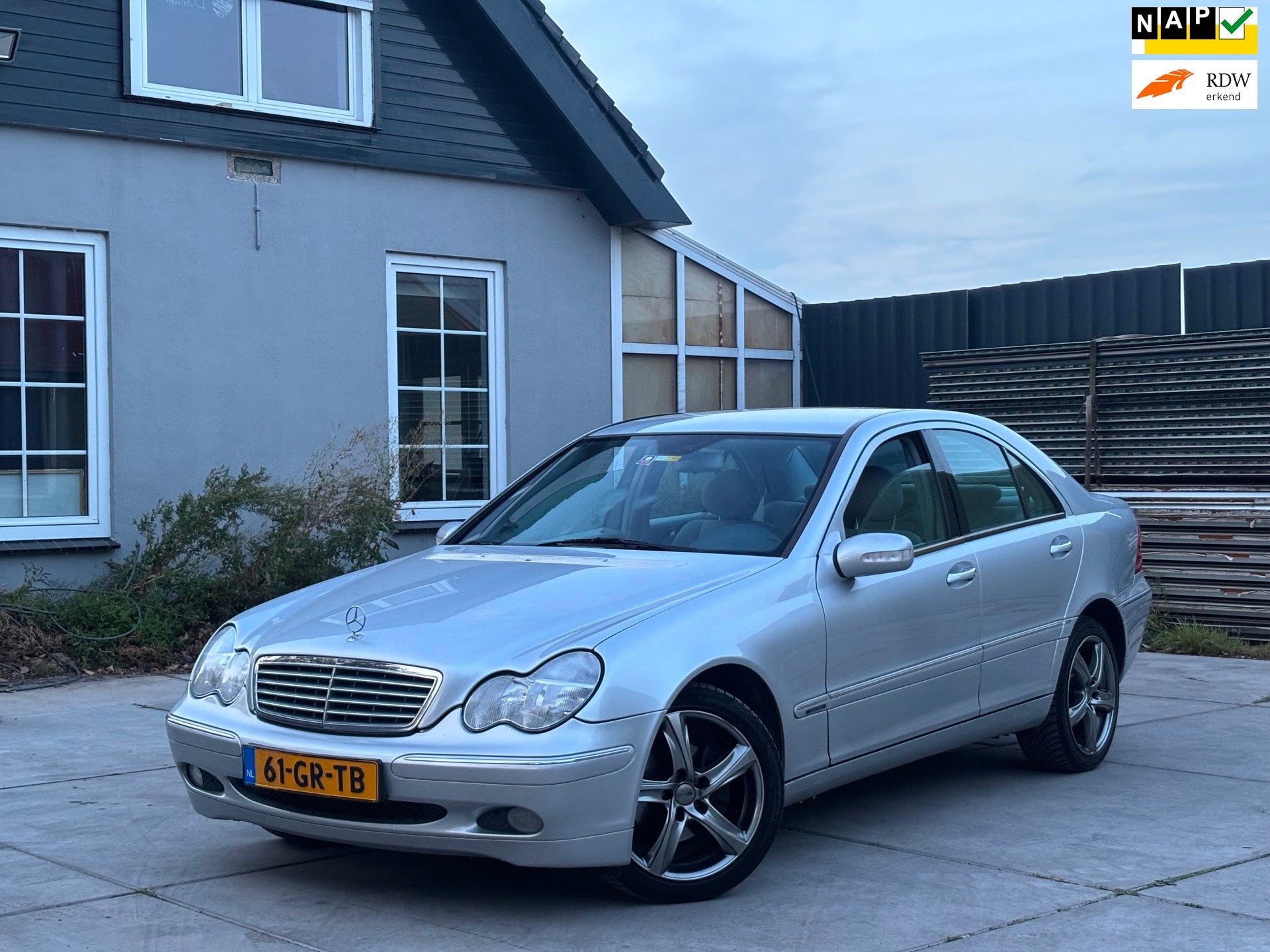 Mercedes-Benz C-klasse 180 Elegance | Nieuwe APK | Automaat, Gebruikt, 4 cilinders, 129 pk, Parkeersensor