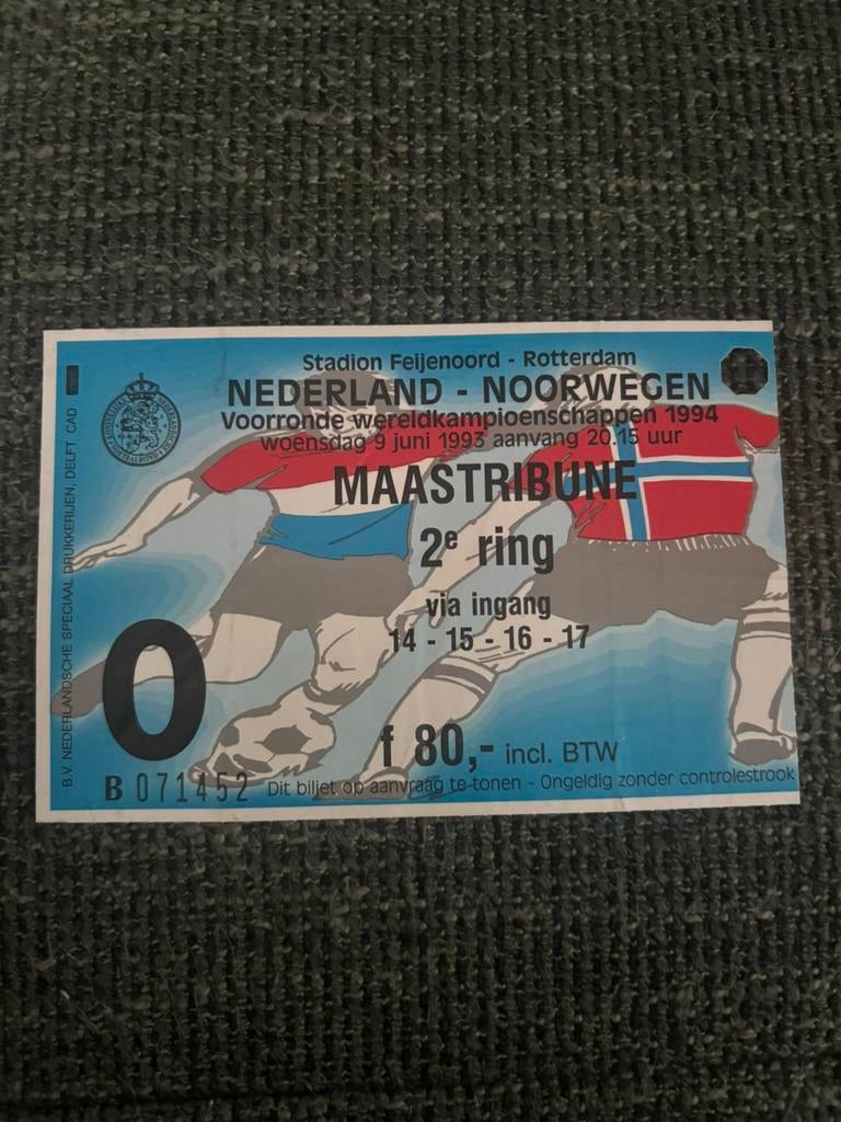 Nederland - Noorwegen voetbal ticket 09-06-1993, Verzamelen, Sportartikelen en Voetbal, Ophalen of Verzenden, Overige binnenlandse clubs