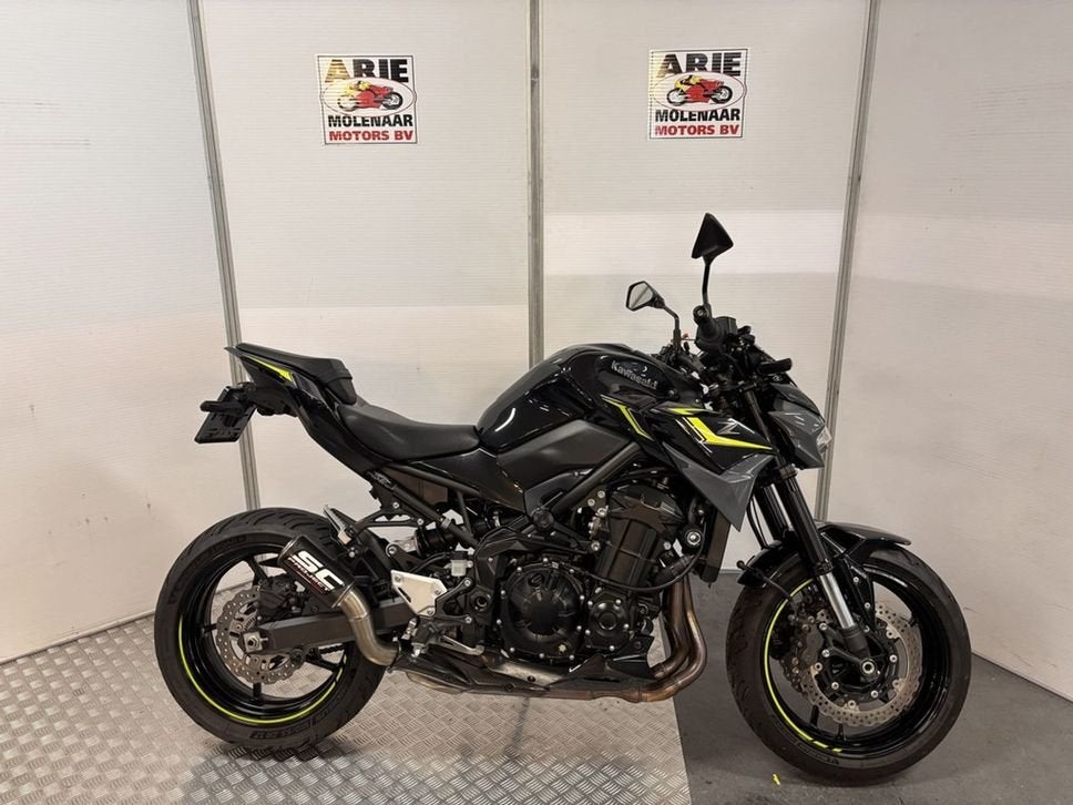 Kawasaki Z 900 ABS (bj 2024), Motoren, 4 cilinders, Motorrijbewijs A, 948 cc, Bedrijf