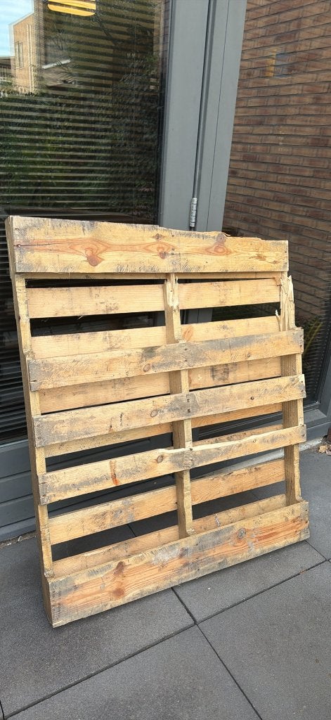 Free Broken Wooden Pallet (120  100 cm), Ophalen, 50 mm of meer, Pallet, Minder dan 200 cm