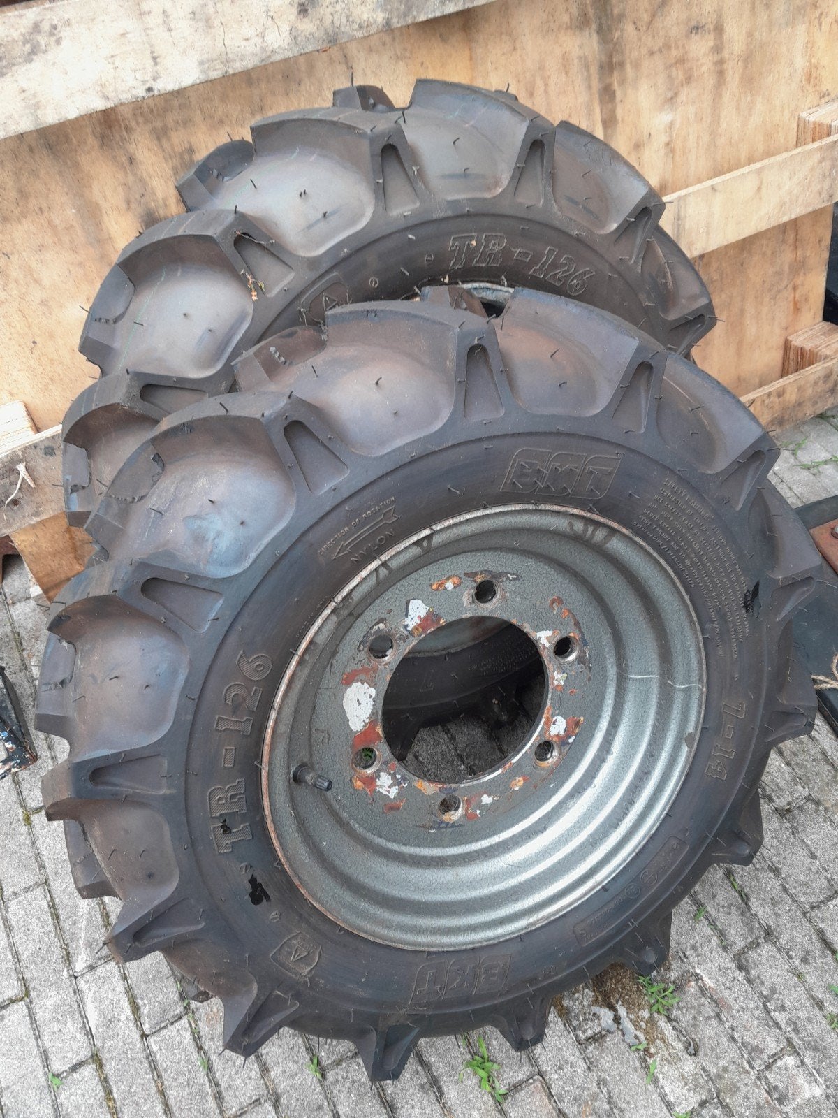 banden 14 inch, Zakelijke goederen, Agrarisch | Onderdelen | Banden, Velgen en Assen, Ophalen