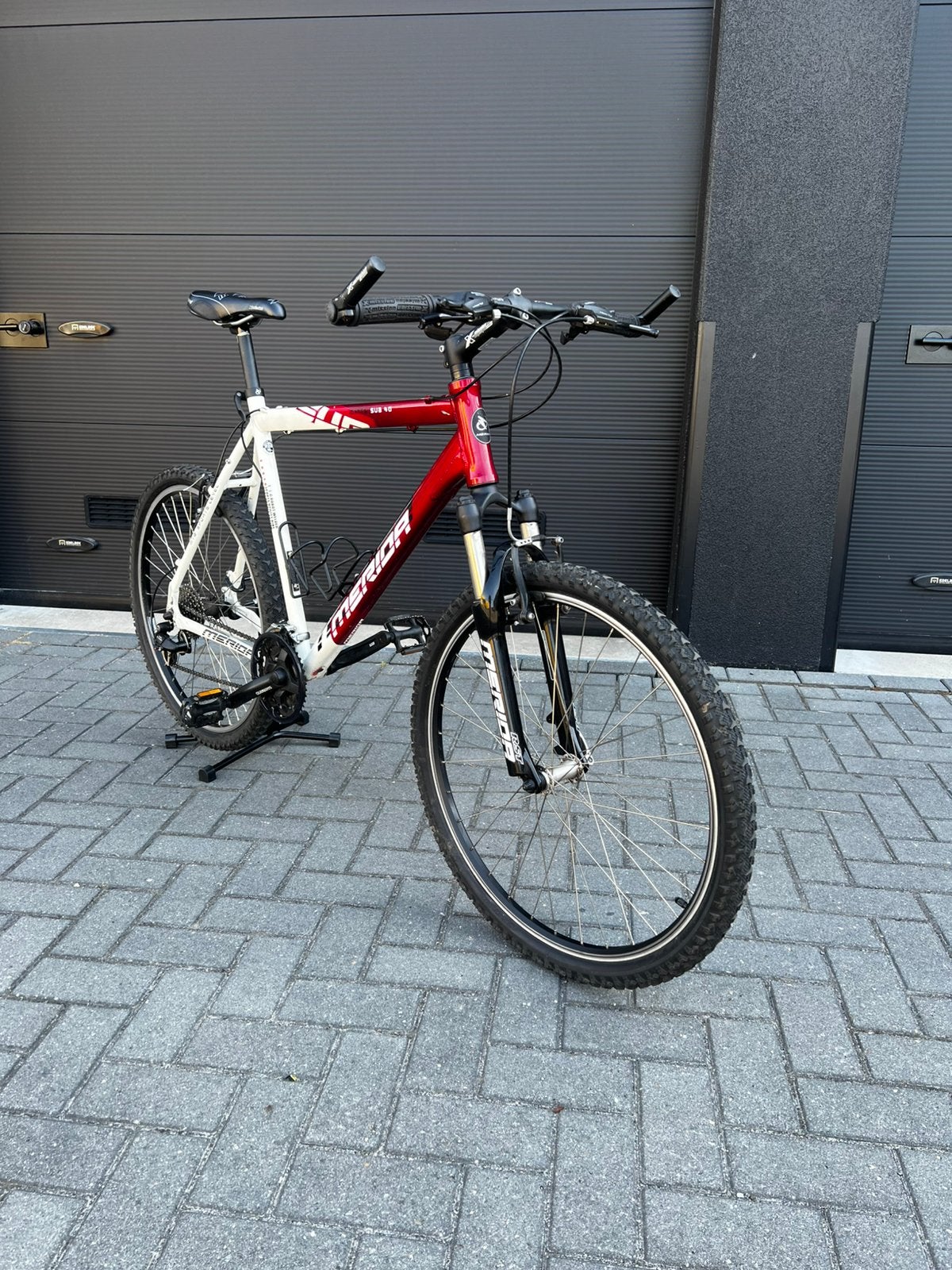 Top conditie Merida matts sub 40 mountainbike rood wit, Fietsen en Brommers, Fietsen | Mountainbikes en ATB, Hardtail, Velgrem