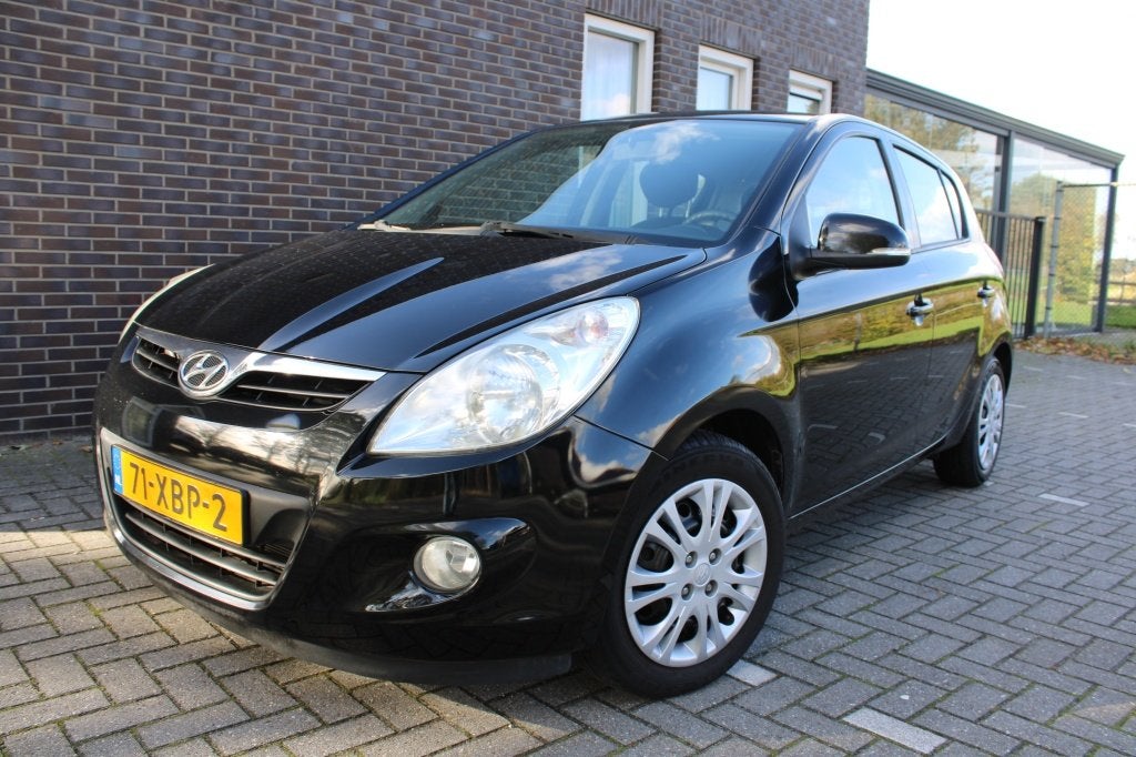 Hyundai i20 1.2i Plus, Auto's, 945 kg, Euro 5, Gebruikt, 31 €/maand