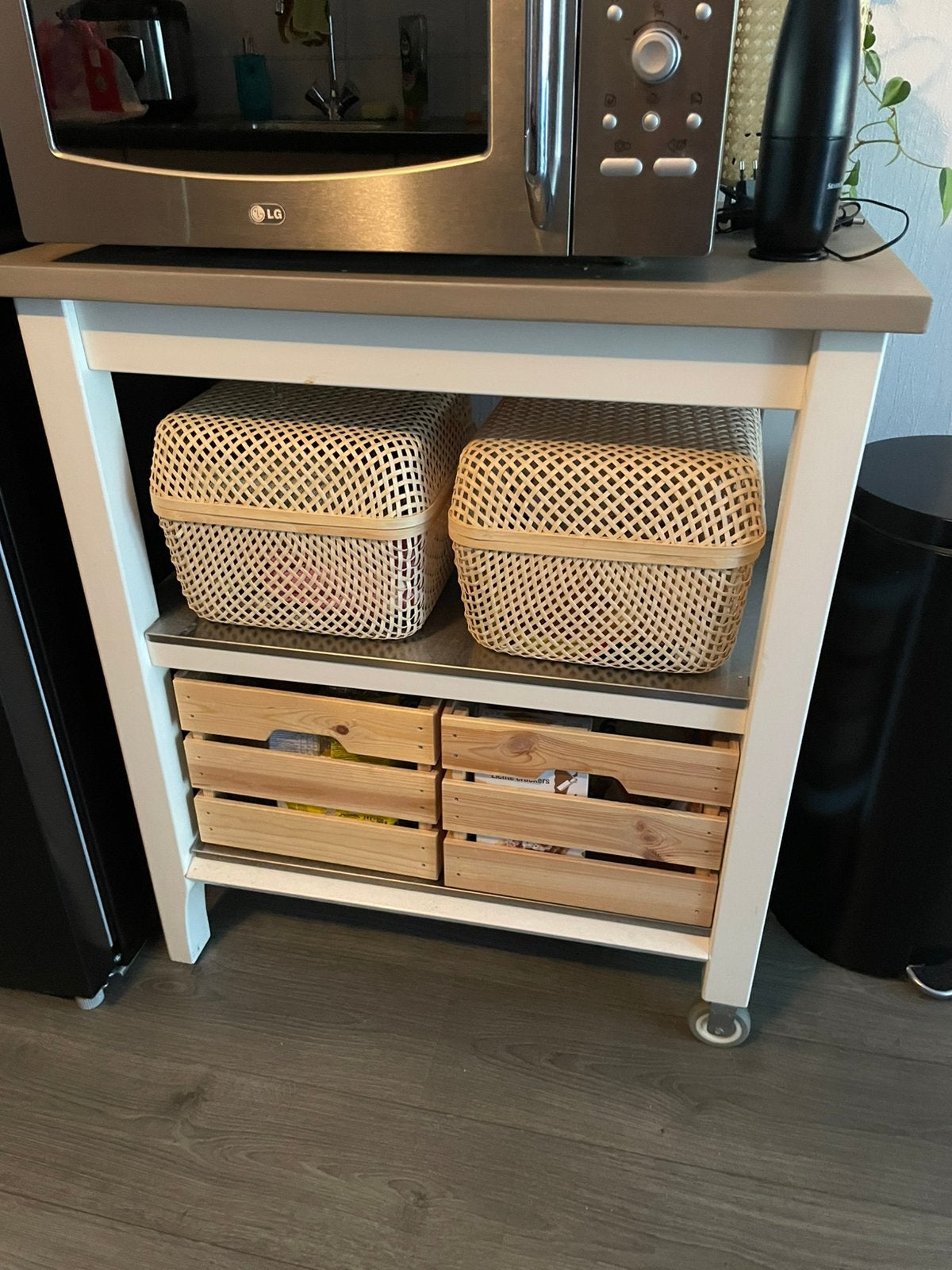 Keuken trolley incl mandjes, Ophalen, Gebruikt, Wit, 50 tot 100 cm