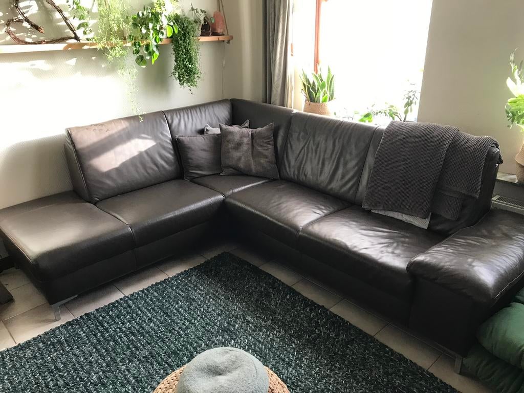Taupe kleurige leren hoekbank van meubelwinkel Berkvens, Ophalen, Zo goed als nieuw, Leer
