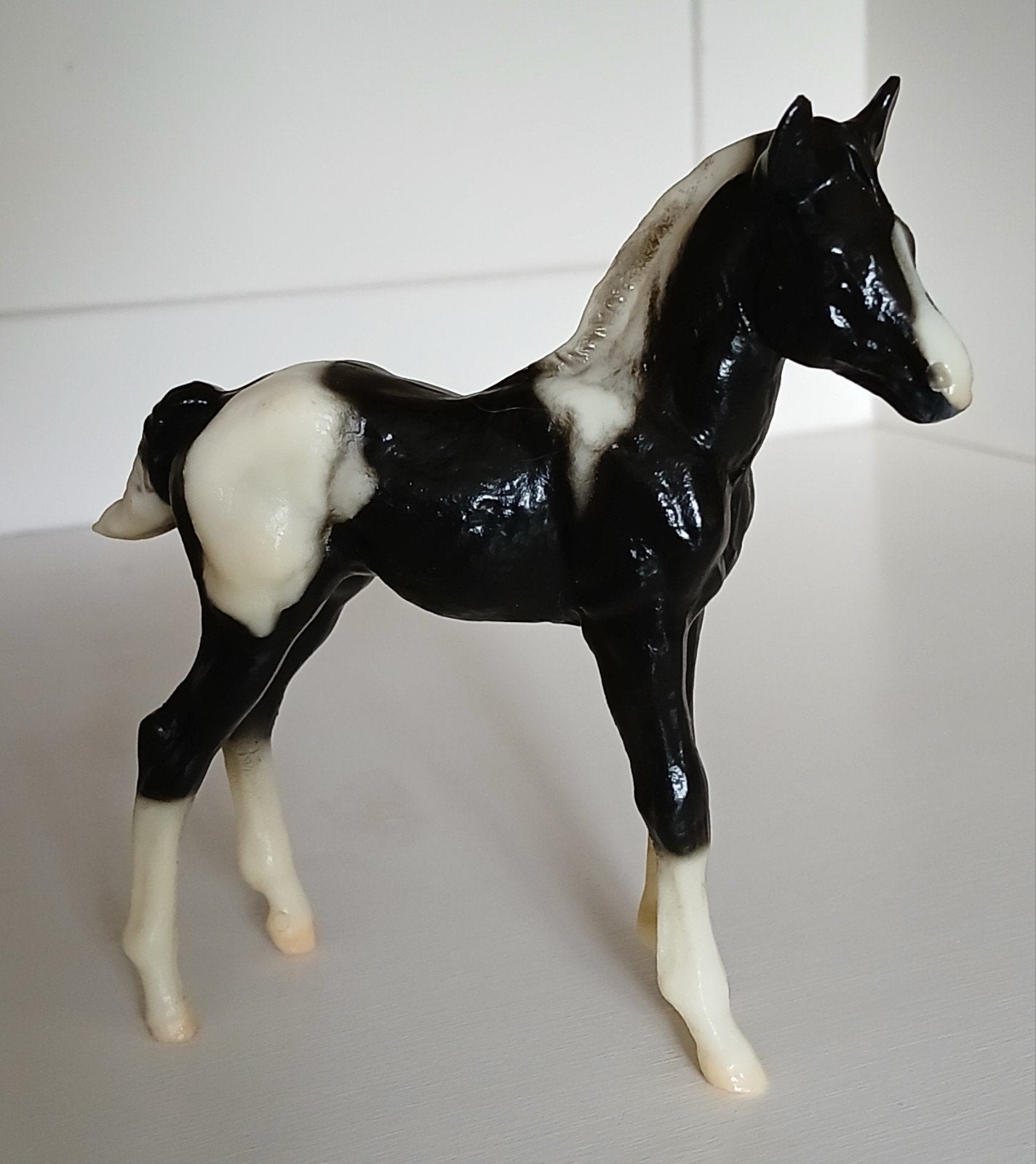Breyer Classic Mustang Foal (vintage), Verzamelen, Dierenverzamelingen, Ophalen of Verzenden, Zo goed als nieuw, Paard, Beeldje of Figuurtje