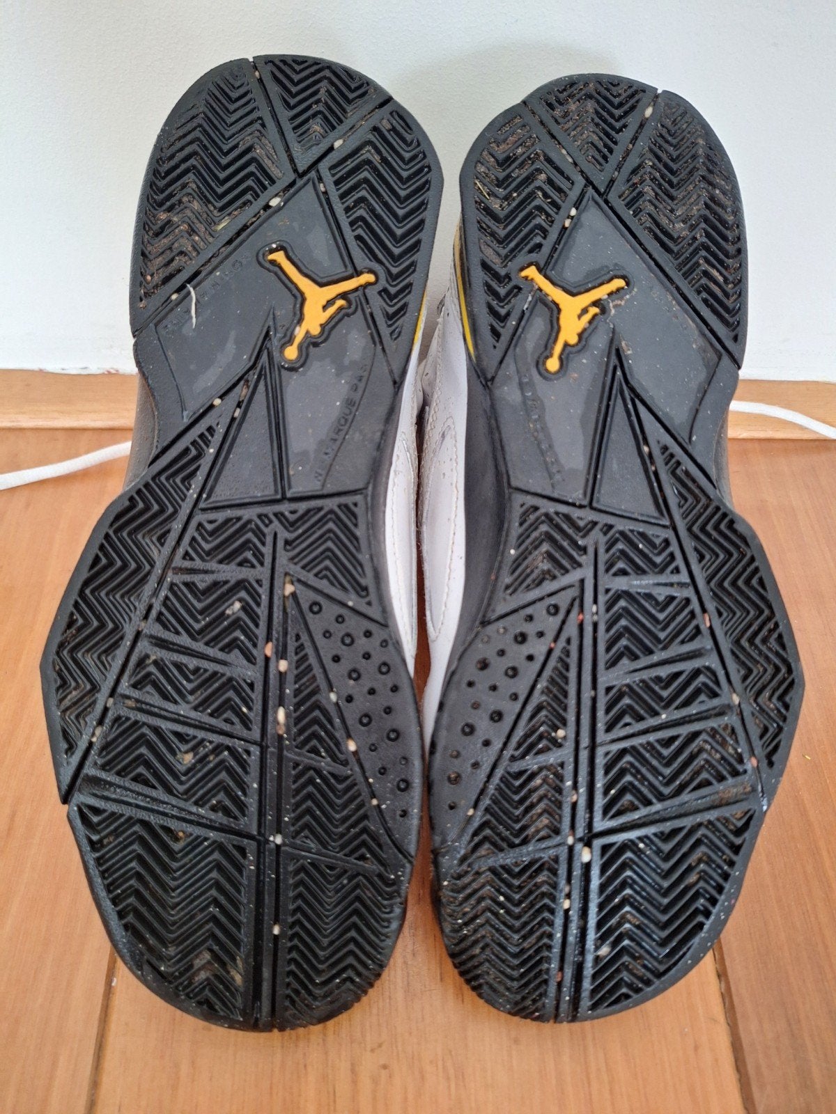 Jordan sneakers wit met goud, maat 38, Ophalen