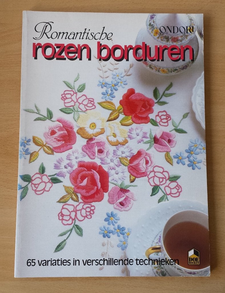 Romantische Rozen Borduren - Ondori - 1981, Patroon, Gebruikt, Ophalen of Verzenden, Ondori
