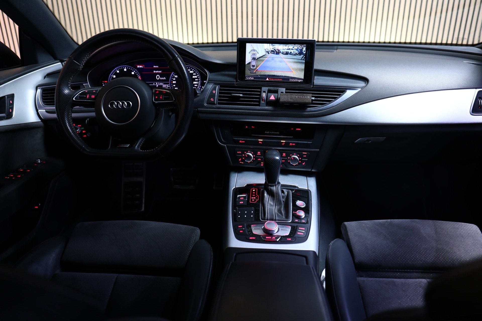 Audi A7 Sportback 1.8 TFSI S-Line AVM CARPLAY CAMERA NAV LEE, 4 stoelen, Zwart, Bedrijf, Automatische klimaatregeling