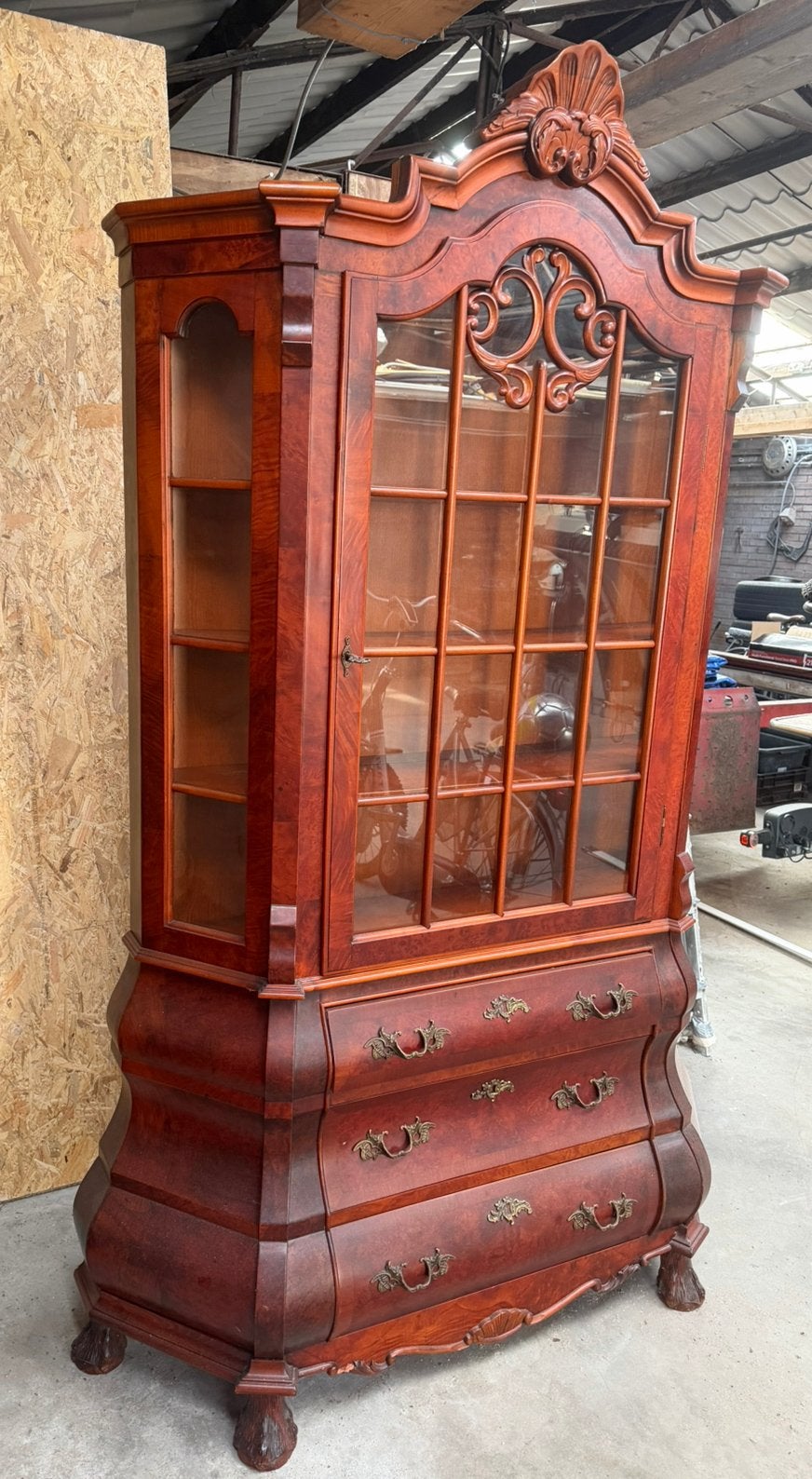 antieke vitrine kast, Huis en Inrichting, Kasten | Vitrinekasten, Ophalen, 100 tot 150 cm, Zo goed als nieuw, 150 tot 200 cm