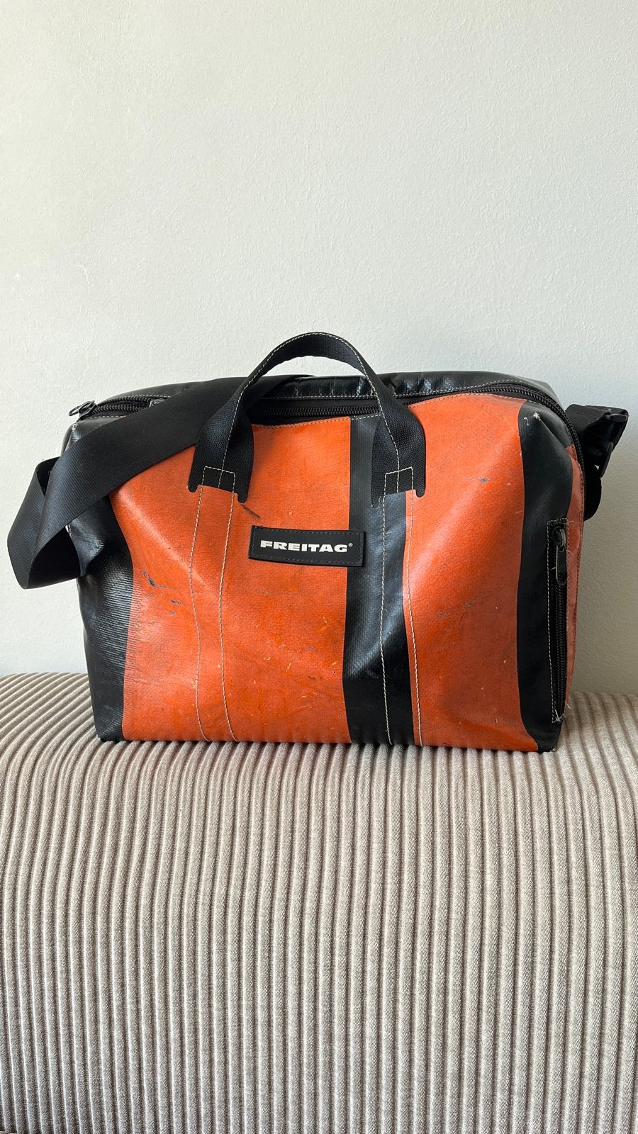 Freitag F41 - Zwart Oranje laptoptas, Ophalen of Verzenden, Gebruikt, Zwart, Schoudertasje