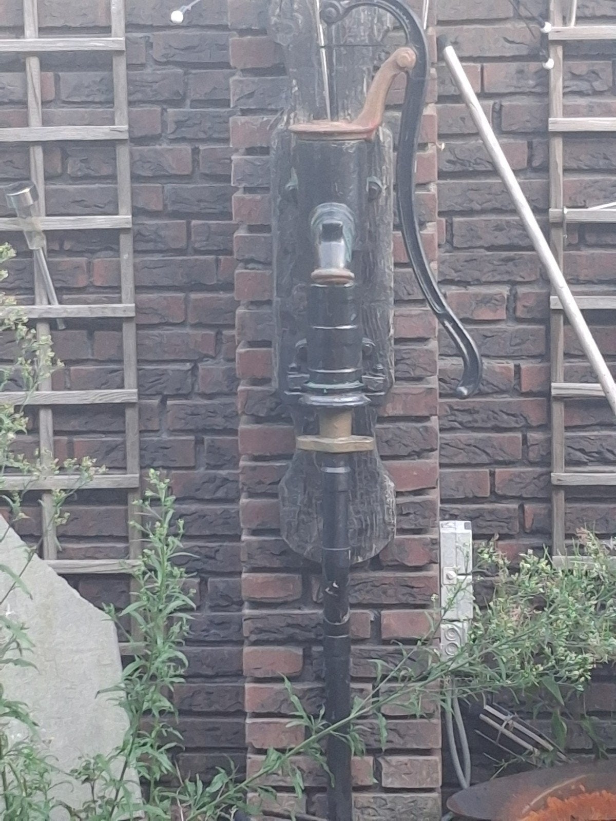 Decoratieve gietijzeren waterpomp voor tuin, Ophalen, Gebruikt