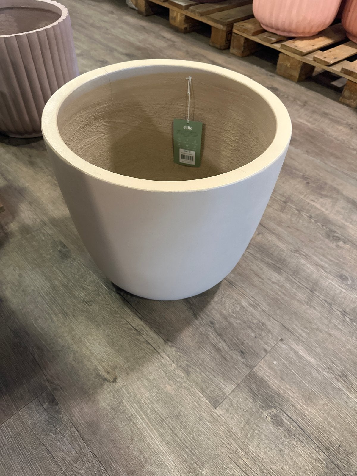 Stijlvolle Taupe Bloempot - Rond, 40-70 cm hoog, Ophalen, Overige materialen, 40 cm of meer, Rond