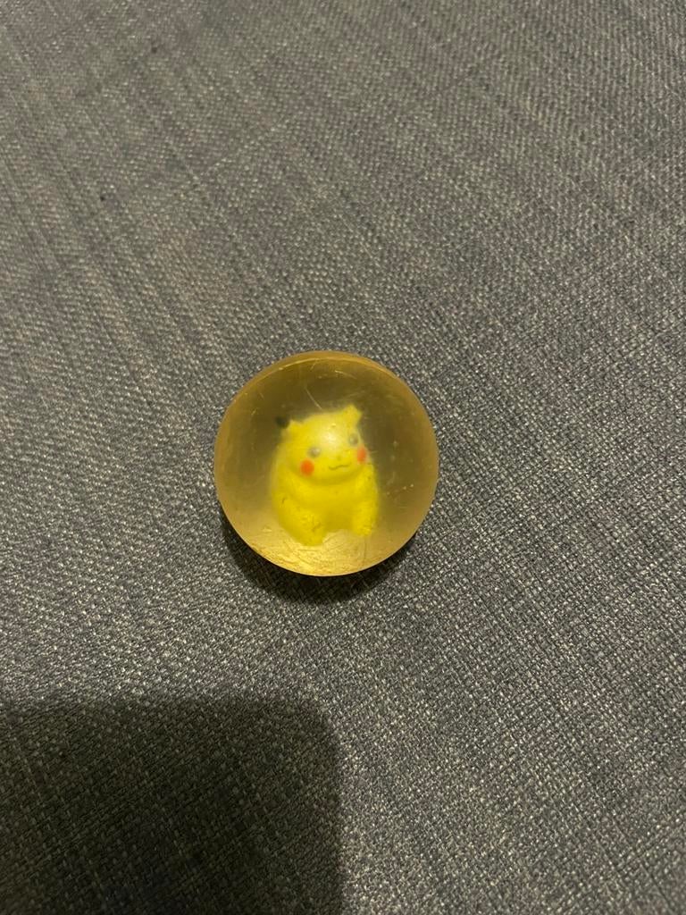 Pikachu stuiterbal uit de jaren 2000 Pokemon, Ophalen of Verzenden, Gebruikt
