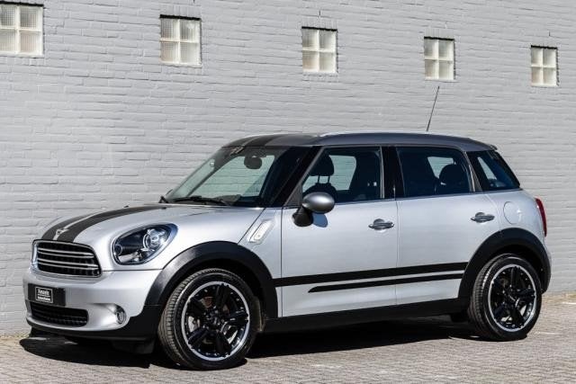 Mini Countryman 1.6 Cooper '15  231dkm, navi, climat etc, Voorwielaandrijving, Dealer onderhouden, Stof, 122 pk