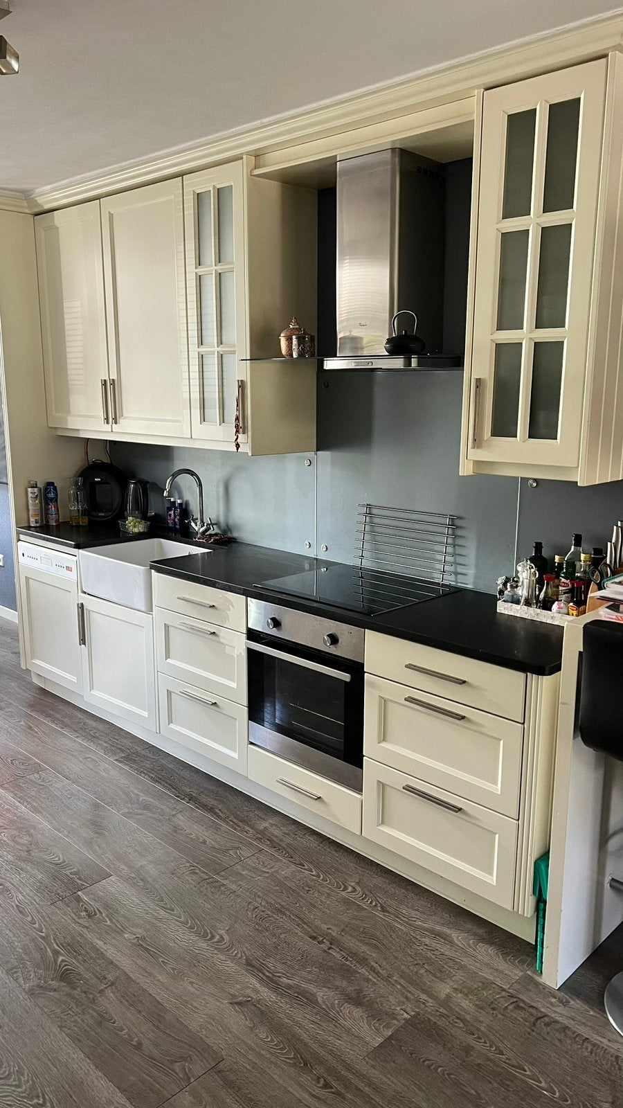 Complete roomwitte MDF keuken met natuurstenen blad, Gebruikt, Overige typen, Graniet of Steen, Ophalen of Verzenden