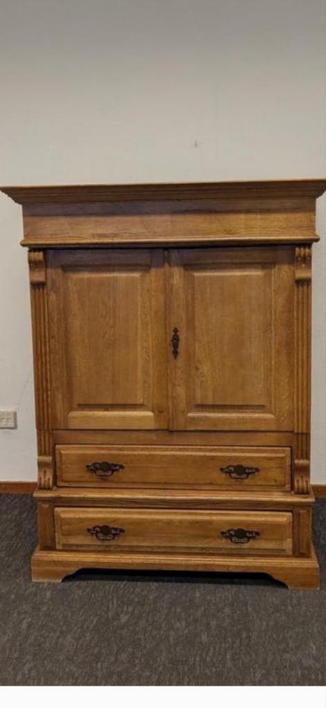 Massief eikenhouten kast met lades, Antiek en Kunst, Antiek | Meubels | Kasten, Ophalen