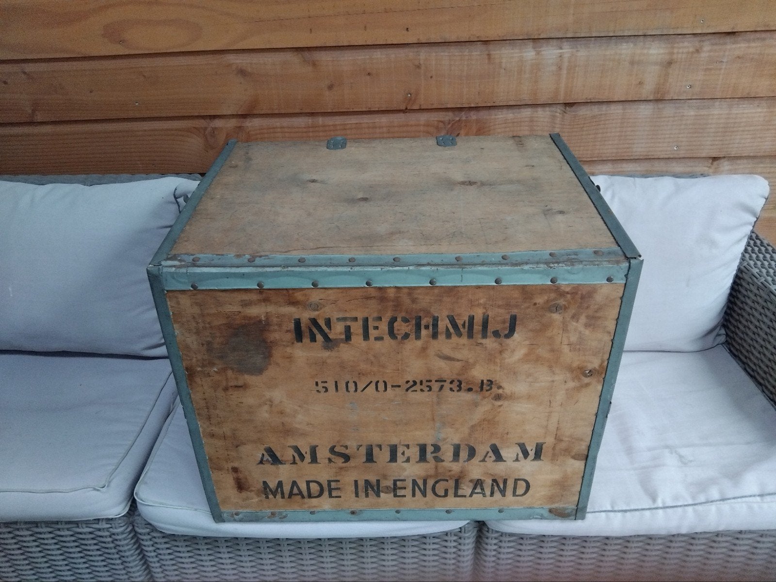 Oude houten transport kist metalen randen 60er jaren, Huis en Inrichting, Woonaccessoires | Kisten, Ophalen, Minder dan 50 cm