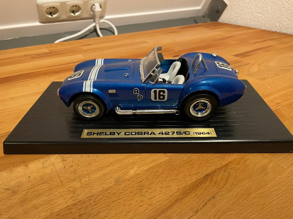 1:18 Schaalmodel Shelby Cobra 427S/C ' 64, Ophalen of Verzenden, Zo goed als nieuw, Auto, Overige merken