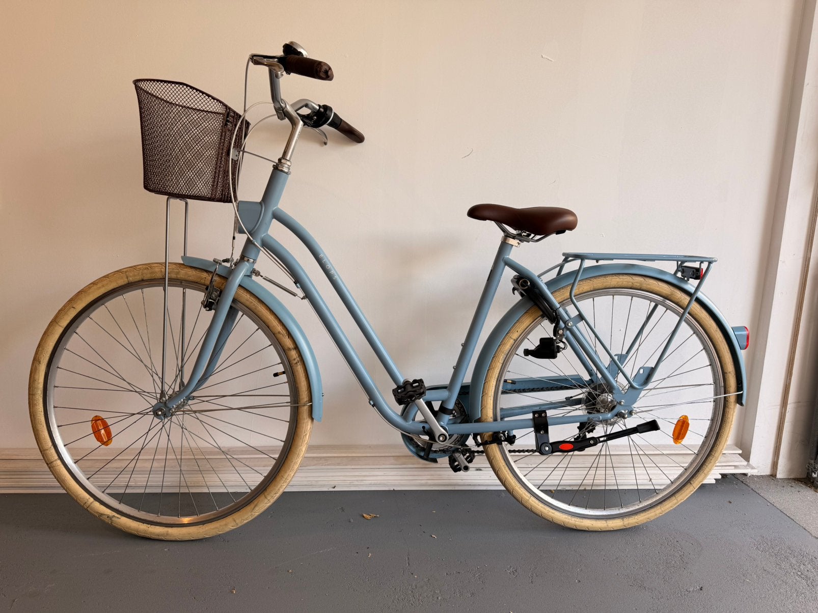 Elops 520 Stadsfiets–Maat L/XL (28’’)–Inclusief frameslot!, Fietsen en Brommers, Fietsen | Dames | Damesfietsen, 53 tot 56 cm