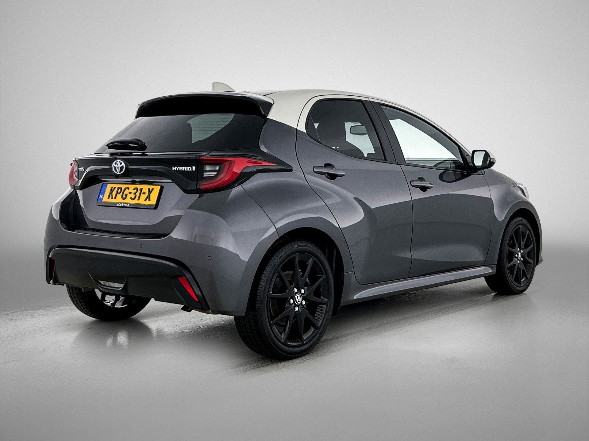 Toyota Yaris 1.5 Hybrid Executive | Dealer onderhouden | JBL, 450 kg, Gebruikt, 23 km/l, 1490 cc