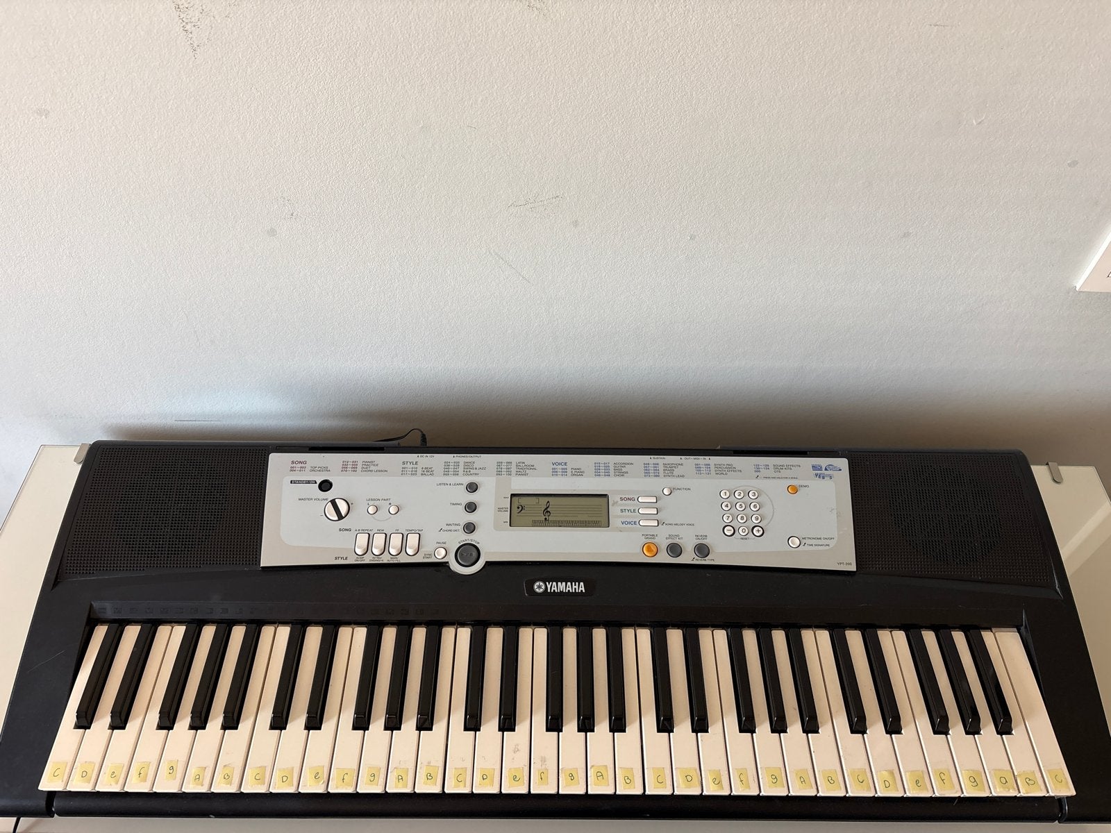 Yamaha keyboard - Ideaal voor beginners!, Ophalen, 61 toetsen, Zo goed als nieuw, Midi-aansluiting
