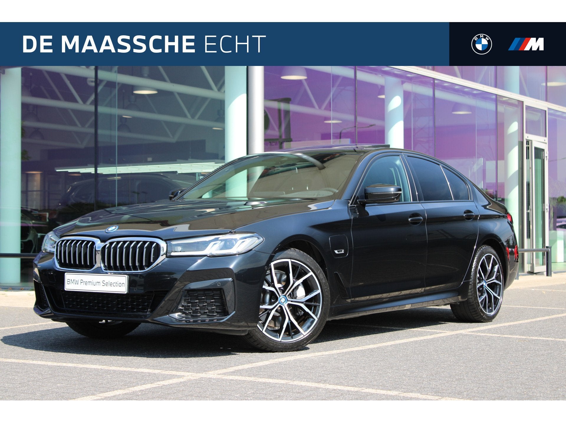 BMW 5 Serie 530e xDrive Automaat / Schuif-kanteldak / Comfor, 1998 cc, Achterwielaandrijving, Gebruikt, Zwart