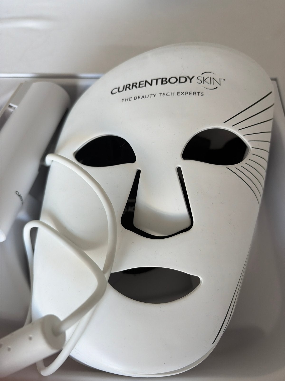 CurrentBody Skin LED Lichttherapie Masker 2, Ophalen of Verzenden, Zo goed als nieuw, Gehele gezicht, Verzorging