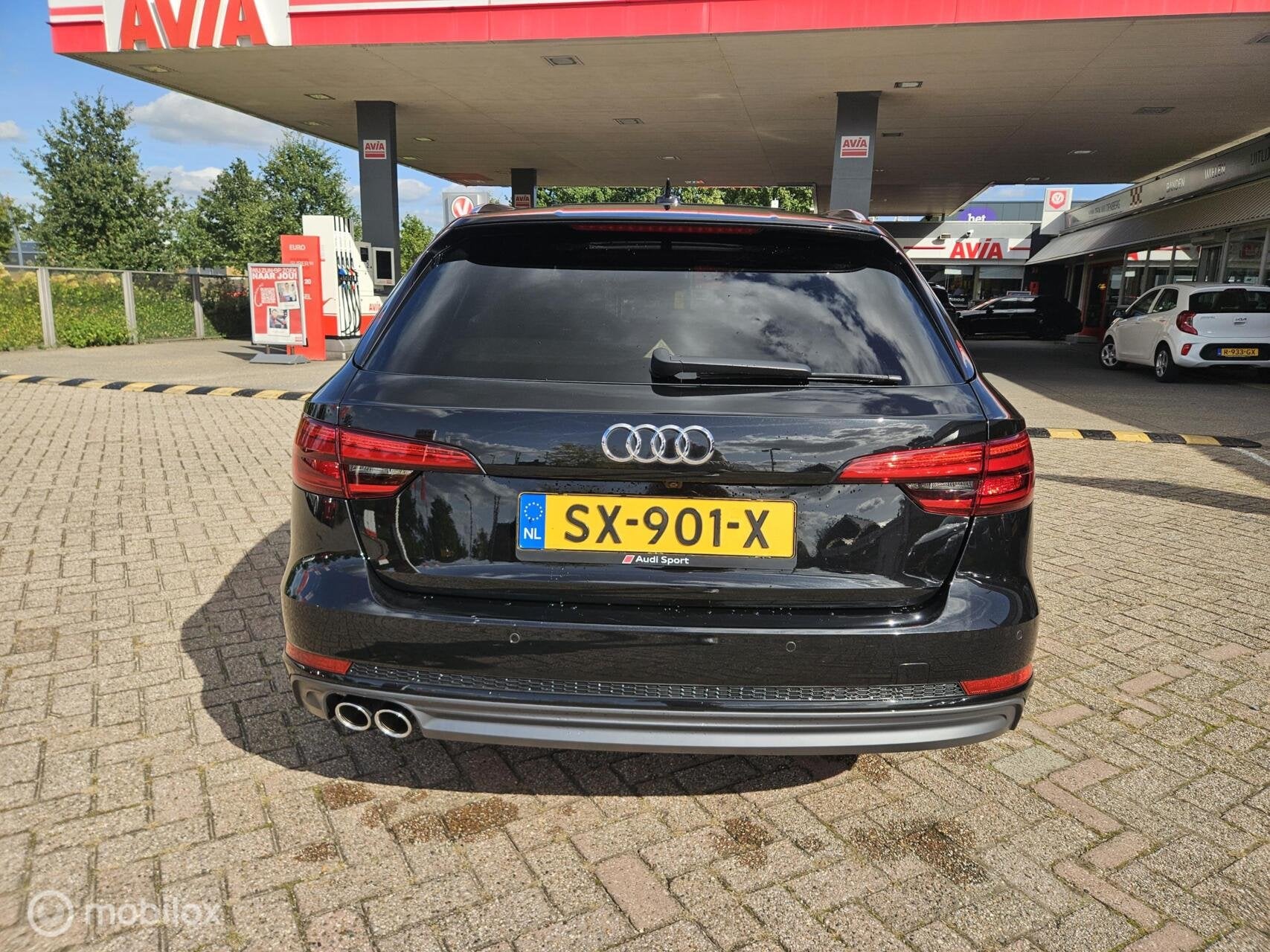 Audi A4 Avant 3.0 TDI quattro Design Pro Line Plus, Auto's, Automaat, Gebruikt, 197 €/maand, A4